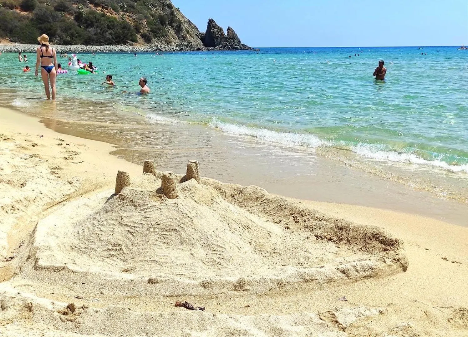 Alloggio in famiglia STELLA DORADA BEDROOMS a 5 minuti dal mare, con clima, balcone, frigo, zanzariere e TV